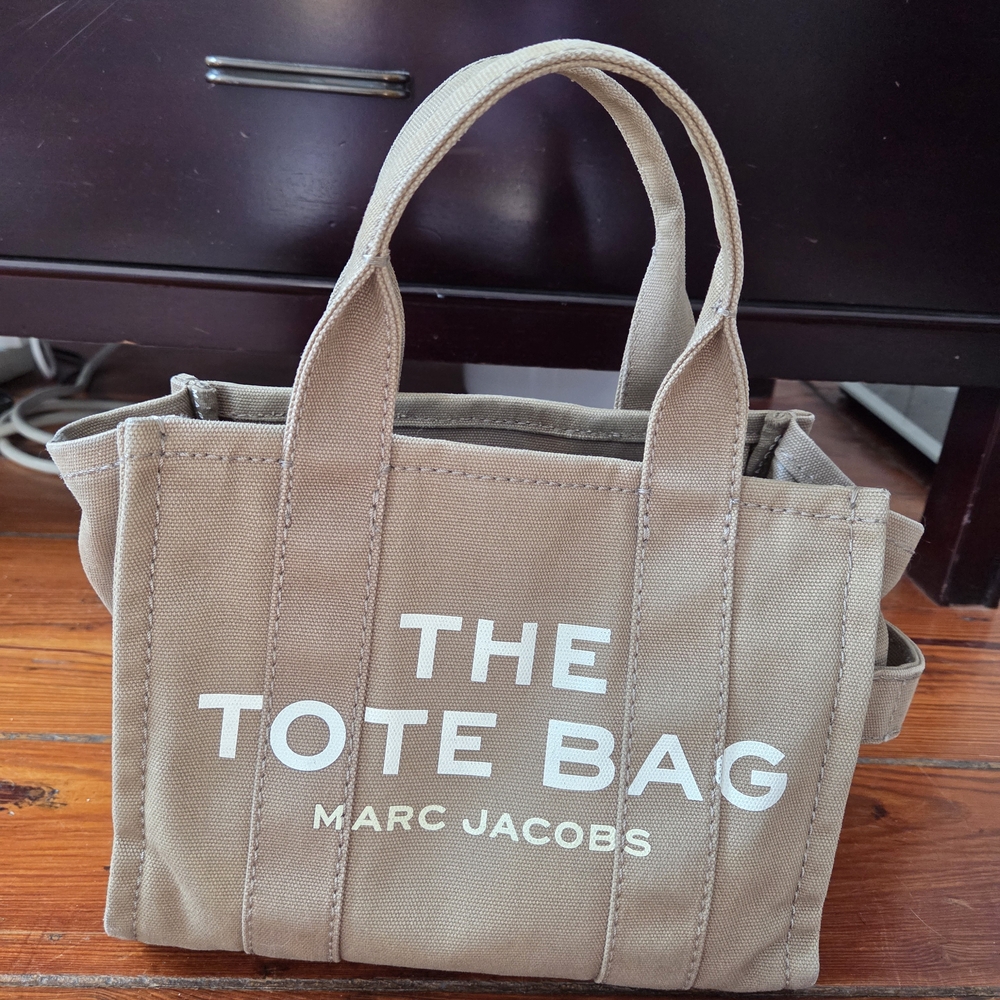 Marc Jacobs Tan Tote Bag